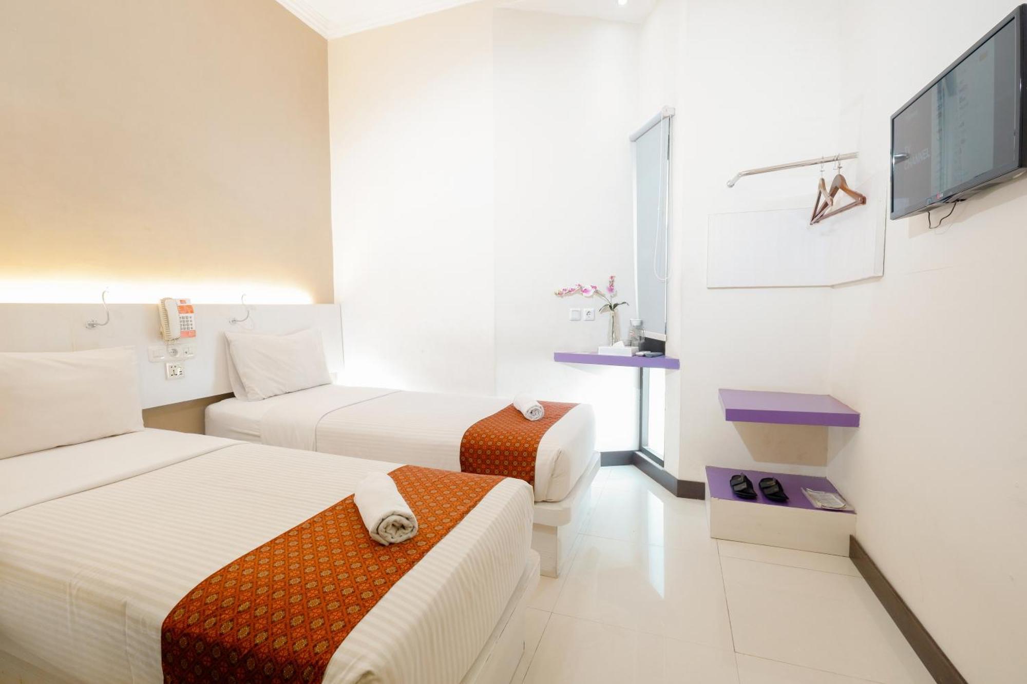 Pandanaran Prawirotaman Yogyakarta Hotel Luaran gambar